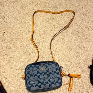 Coach purse used 1 time from smoke and pet free home.